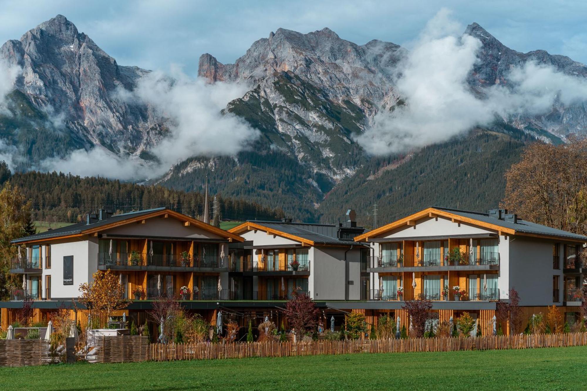 Hotel MorgenZeit -Natürlich.Bed&Brunch Maria Alm am Steinernen Meer Exterior foto